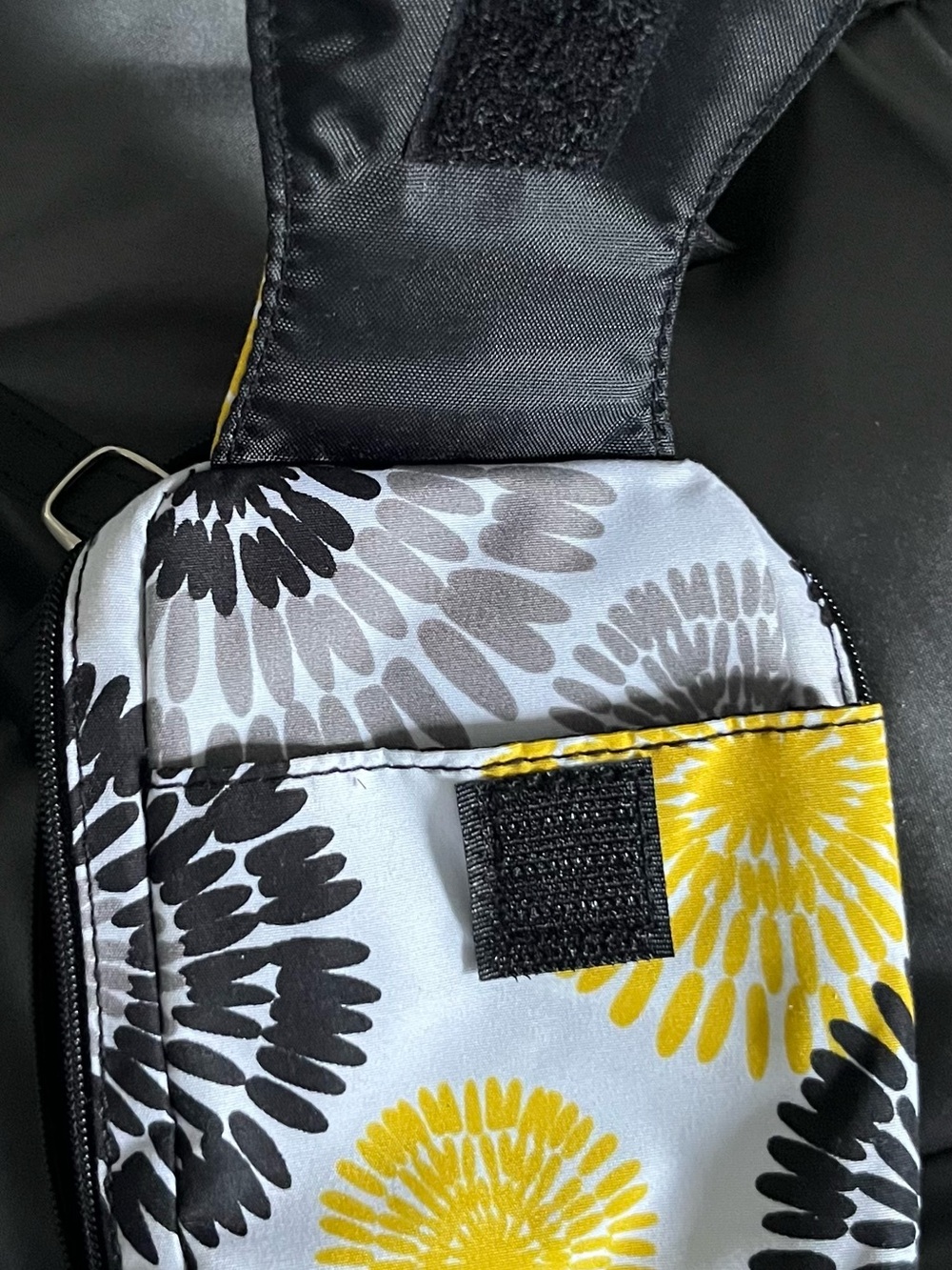 Like New: Floral Crossbody Small Cell Bag in Black & Yellow